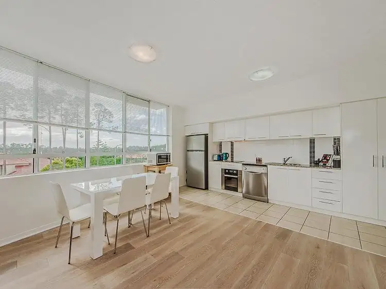 90/98 University Dr, Varsity Lakes QLD