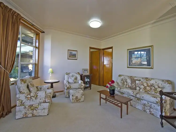Fifth view of Homely house listing, 15 High St, Watsonia VIC