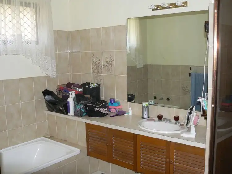 Seventh view of Homely house listing, 19 Amaroo Dr, Taree NSW