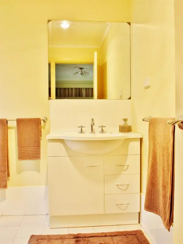 Sixth view of Homely house listing, 173 Nasmyth St, Young NSW