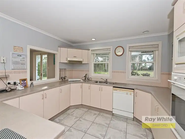 Fourth view of Homely house listing, 17 Grandview Ct, Camp Mountain QLD