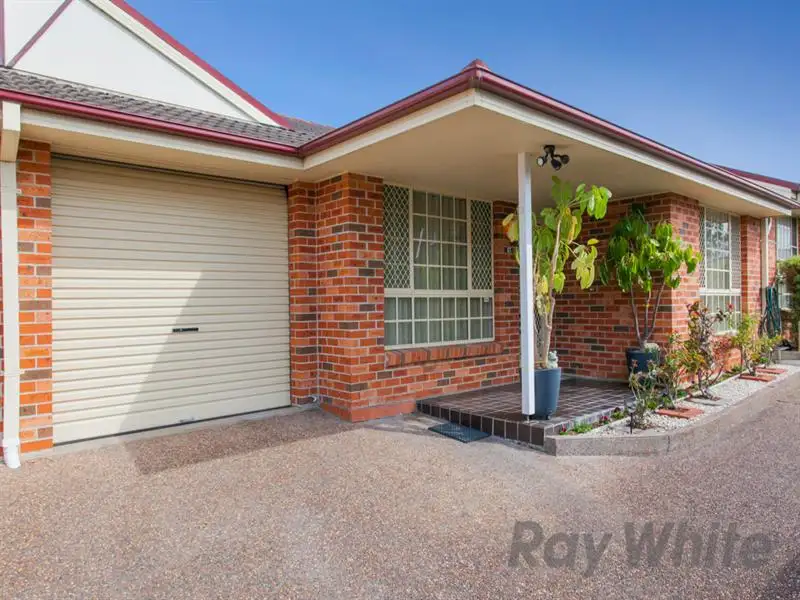 Main view of Homely villa listing, 2/5 Crest Rd, Wallsend NSW