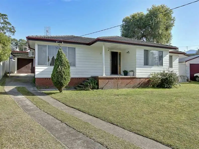 Main view of Homely house listing, 5 Huxley Cl, Blackalls Park NSW