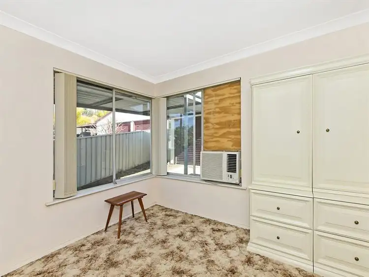 Sixth view of Homely house listing, 5 Huxley Cl, Blackalls Park NSW