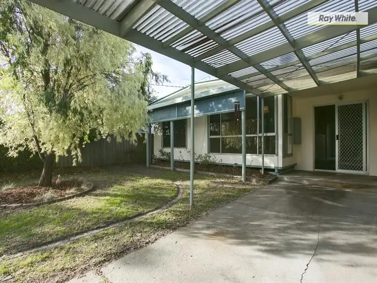 169 Ninth Ave, Rosebud VIC