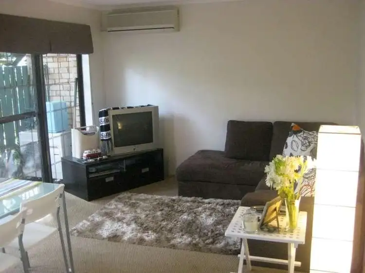 4/12 Woodstock Ave, Taringa QLD