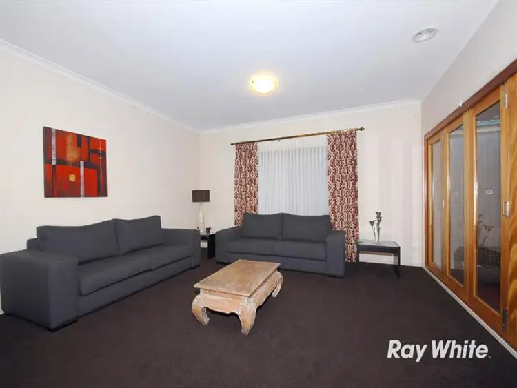 Seventh view of Homely house listing, 4 Elphin Cl, Lynbrook VIC