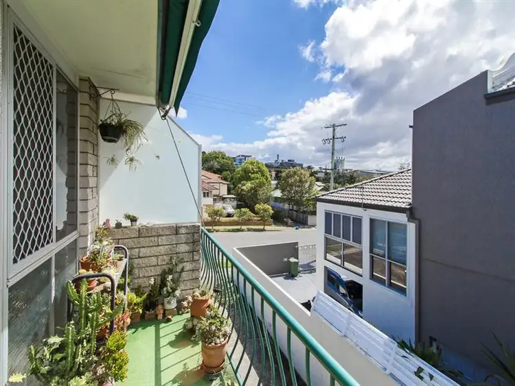 6/25 Lenneberg St, Southport QLD