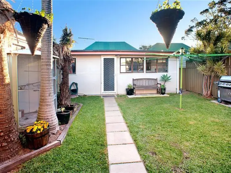 Fourth view of Homely house listing, 30 Frogmore St, Mascot NSW