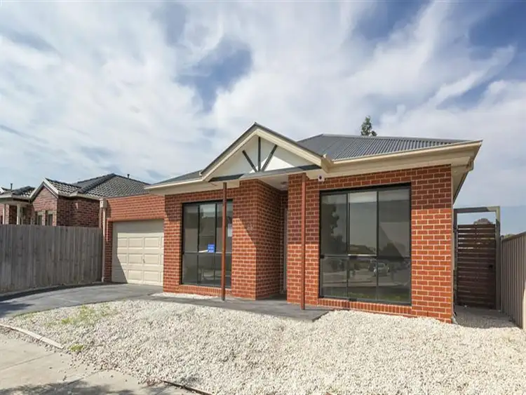 44 Howardson Cct, St Albans VIC