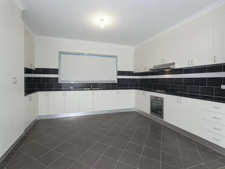 Sixth view of Homely house listing, 44 Howardson Cct, St Albans VIC
