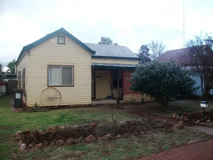 95 ORANGE St, Condobolin NSW