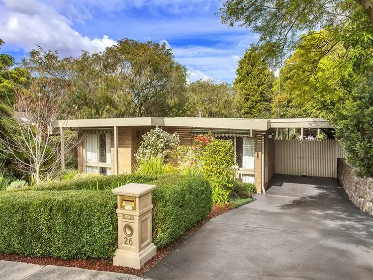 26 Braeside Dr, Doncaster VIC