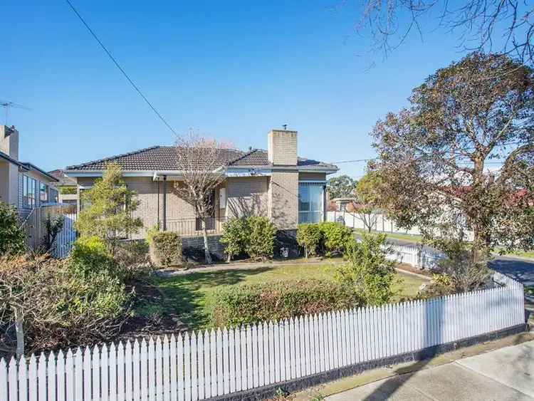 17 Dunblane Rd, Noble Park VIC