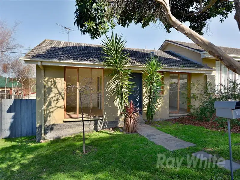 Main view of Homely unit listing, 4 Winwood Dr, Ferntree Gully VIC