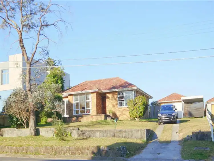 Second view of Homely house listing, 118 Bradfield Rd, Lindfield NSW