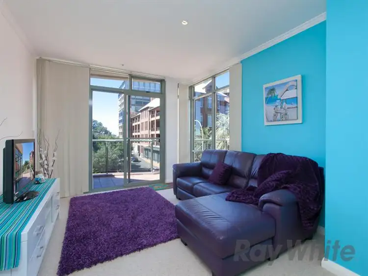 Second view of Homely unit listing, Unit 302/26 Pacific St, Newcastle NSW