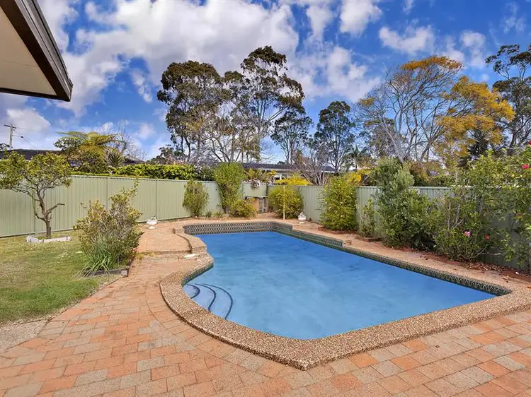 Fourth view of Homely house listing, 8 Loretta Pl, Belrose NSW