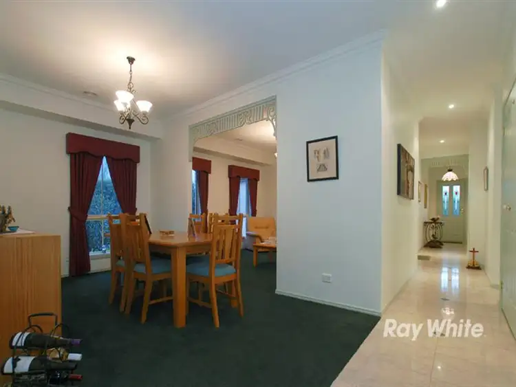 Fifth view of Homely house listing, 3 Filbert Ct, Cranbourne North VIC