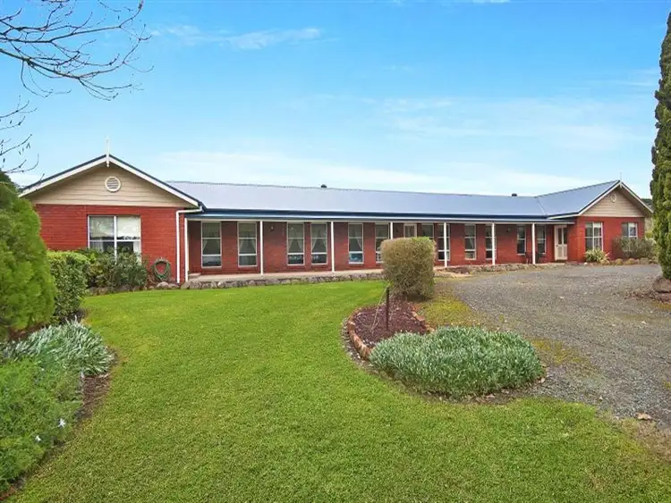 Second view of Homely house listing, 6 Lowrey St, Panmure VIC