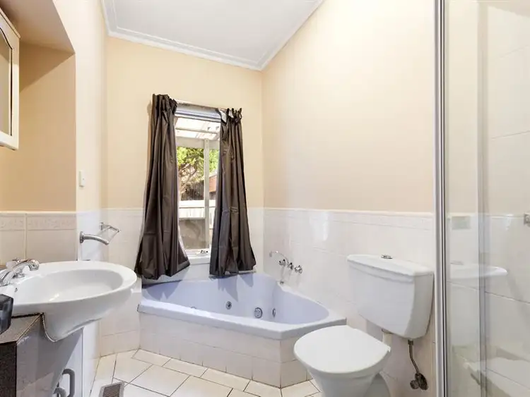 Sixth view of Homely unit listing, 1/10 Morton St, Clayton VIC