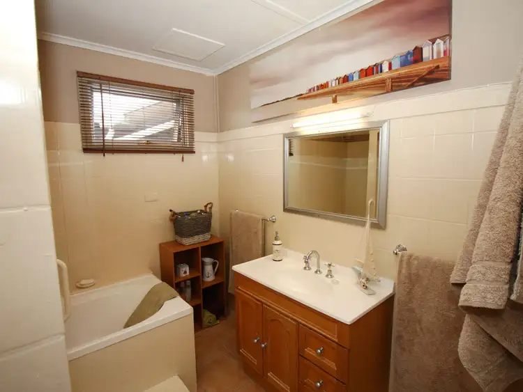 Seventh view of Homely house listing, 16 Pomroy Crescent, Lyrup SA 5343