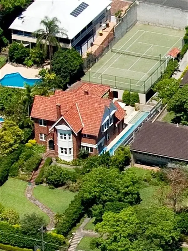 61 Christian St, Clayfield QLD