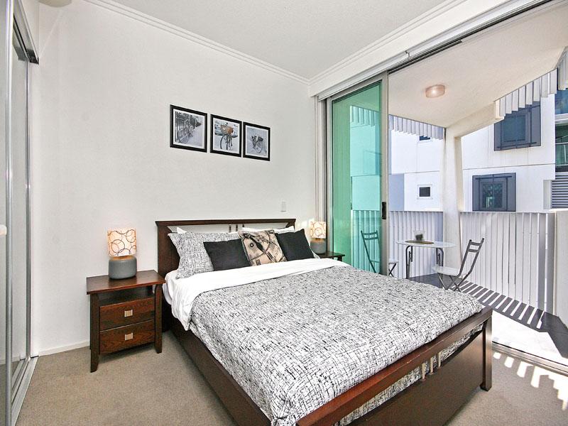 Seventh view of Homely apartment listing, 68/89 Lambert St, Kangaroo Point QLD