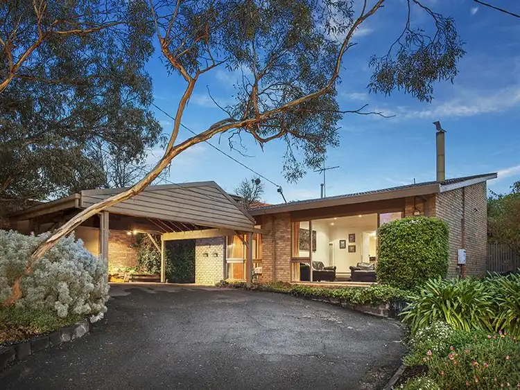 82 Wilsons Rd, Doncaster VIC