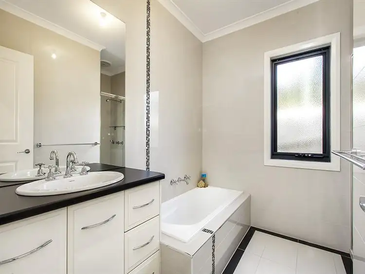 Sixth view of Homely house listing, 422A Hull Rd, Mooroolbark VIC