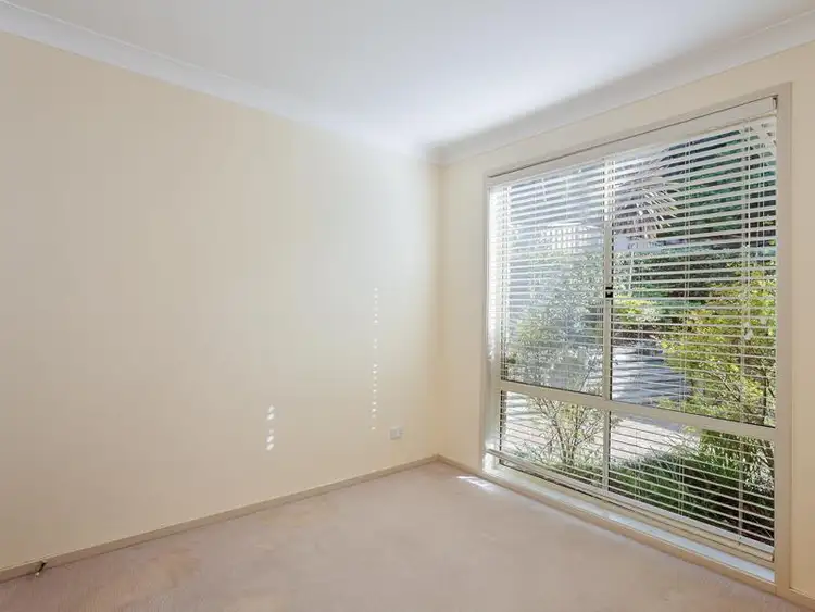 Sixth view of Homely house listing, 10 Honeyeater Pl, Tingira Heights NSW