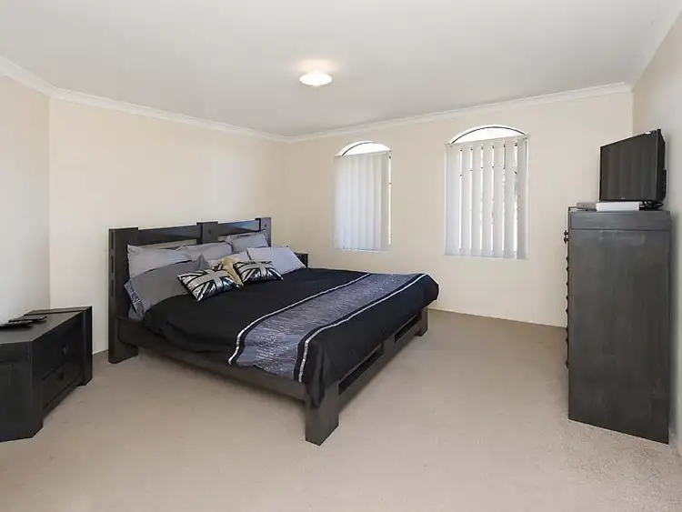 Seventh view of Homely house listing, 91 Arpenteur Dr, Baldivis WA