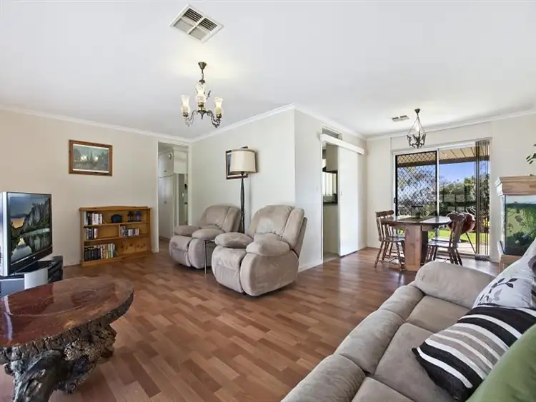 53 McKenzie Cres, Gulfview Heights SA