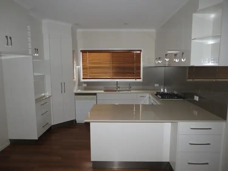 Second view of Homely house listing, 31 Park Ave, Emerald QLD