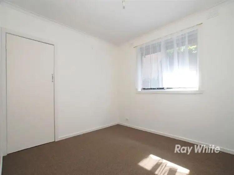 Seventh view of Homely house listing, 3 Currawong St, Keysborough VIC