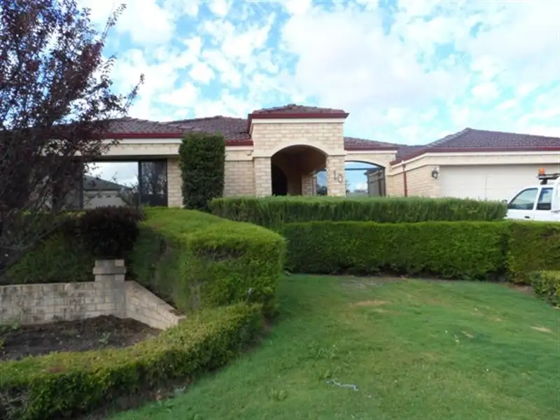 Main view of Homely house listing, 10 Peelhurst Way, Baldivis WA