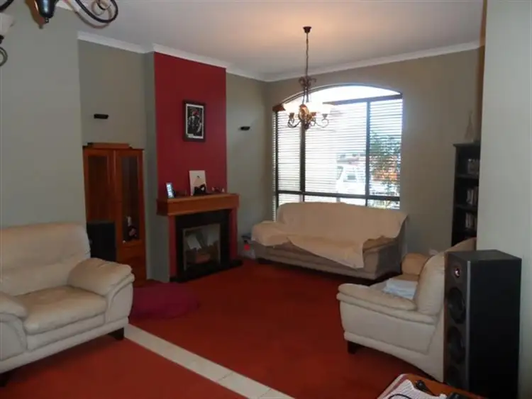 Fifth view of Homely house listing, 10 Peelhurst Way, Baldivis WA