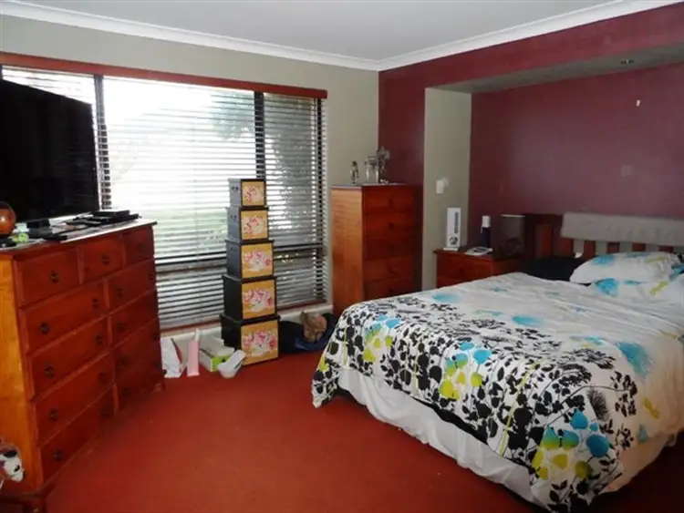 Sixth view of Homely house listing, 10 Peelhurst Way, Baldivis WA