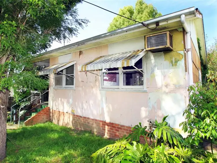 4 Gould Ave, Nowra NSW