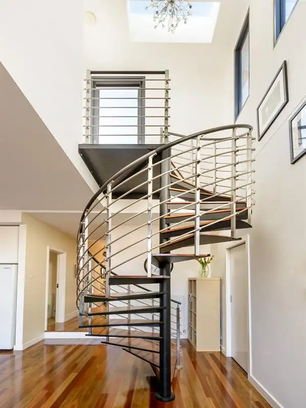 Sixth view of Homely house listing, 8 Dryden St, Elwood VIC