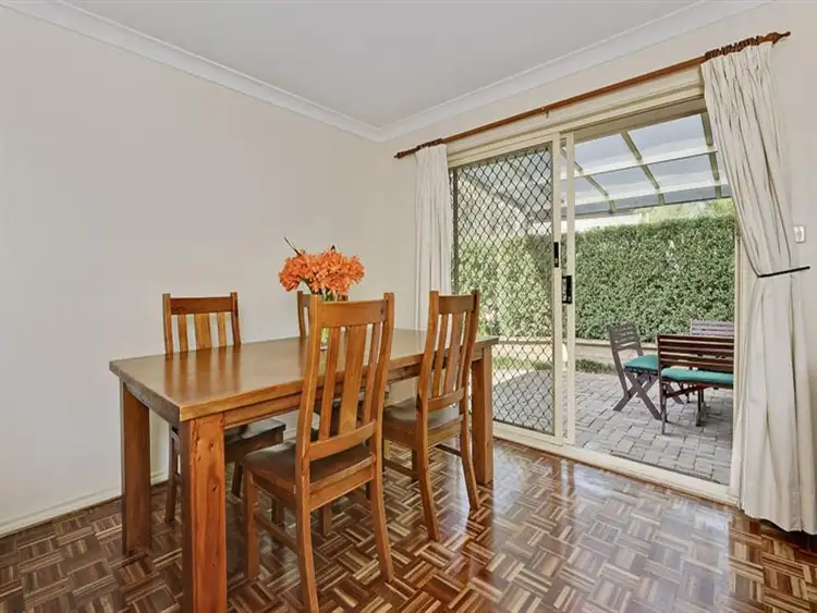 Fifth view of Homely house listing, 2 Oakwood Pl, Hornsby Heights NSW