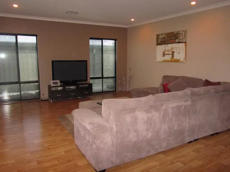 Seventh view of Homely house listing, 13 Invincible Rse, Wandina WA