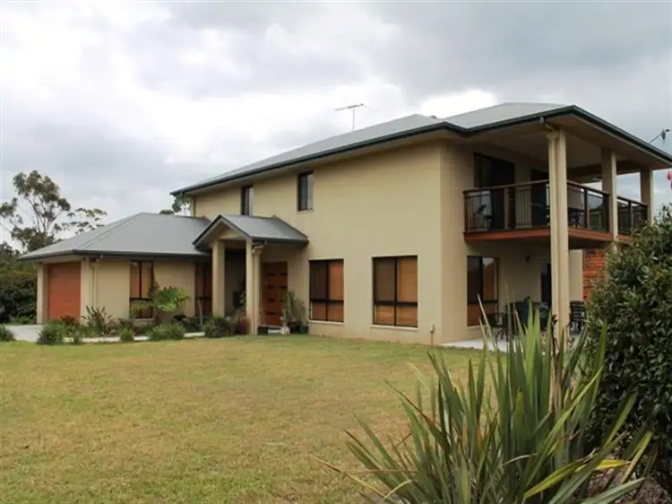52 Magnetic Dr, Tamborine Mountain QLD