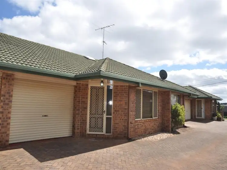3/242 Spring St, Kearneys Spring QLD