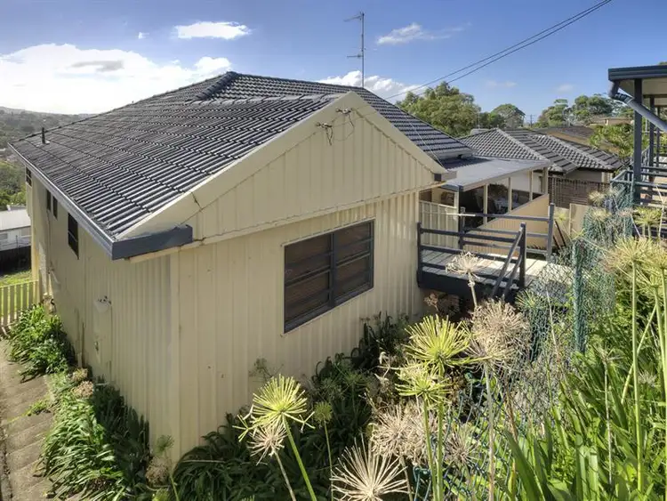 70 Panorama Dr, Farmborough Heights NSW