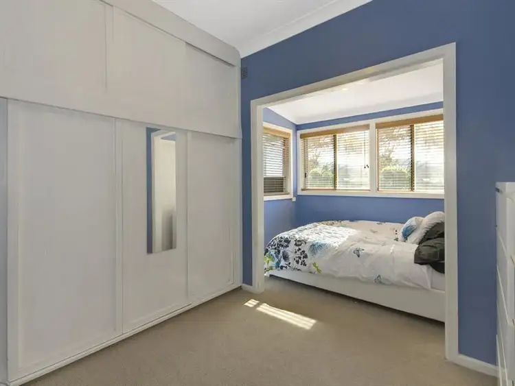 Fifth view of Homely house listing, 70 Panorama Dr, Farmborough Heights NSW