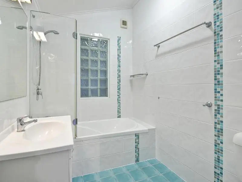 Main view of Homely house listing, 156 Kennigo St, Spring Hill QLD