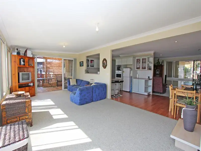 Main view of Homely house listing, 25 Mackay Dr, Tumbi Umbi NSW