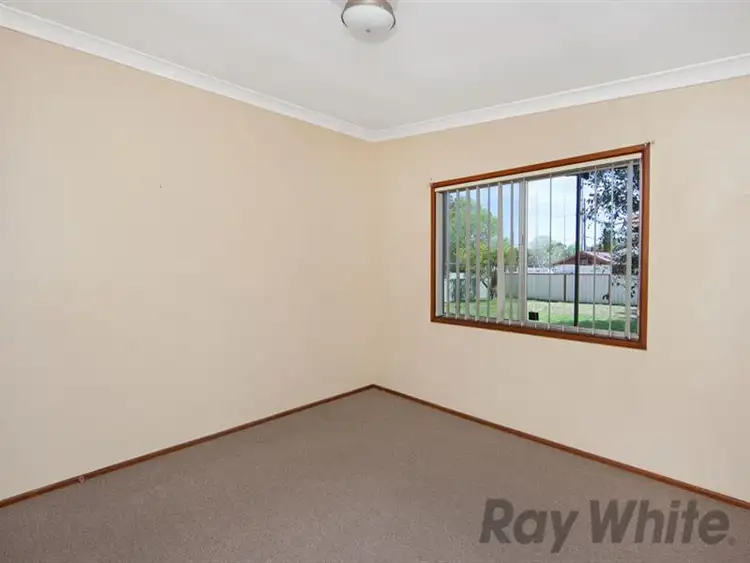 Sixth view of Homely house listing, 18 Parkside Dr, Charmhaven NSW