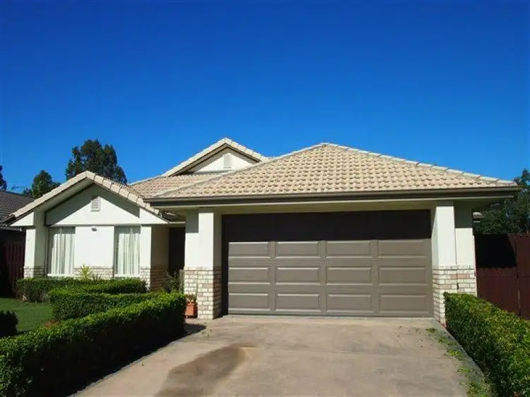1 Ontario Ct, Oxenford QLD
